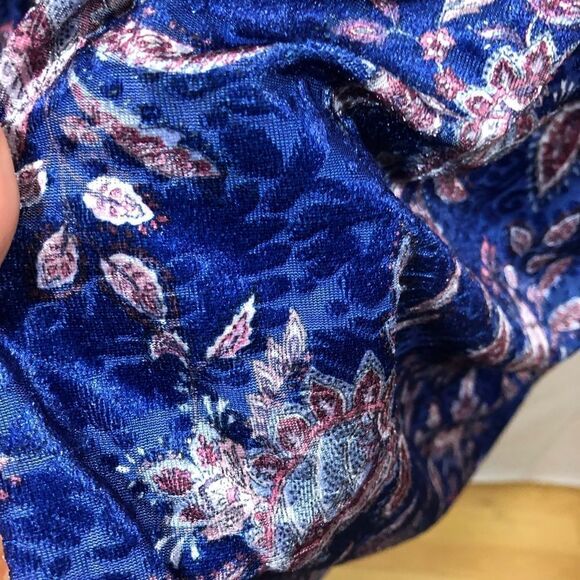 Xhilaration Blue Patterned Dress in a Floral Burnout Pattern - Picture 6 of 14